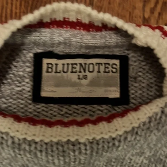 Men’s sweater - Picture 2 of 2